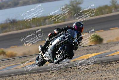 media/Dec-18-2022-SoCal Trackdays (Sun) [[8099a50955]]/Turn 14 (940am)/